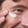 Crème Contour des Yeux 3-en-1 – Cernes, rides/ridules & poches – Soin Homme – Mádara