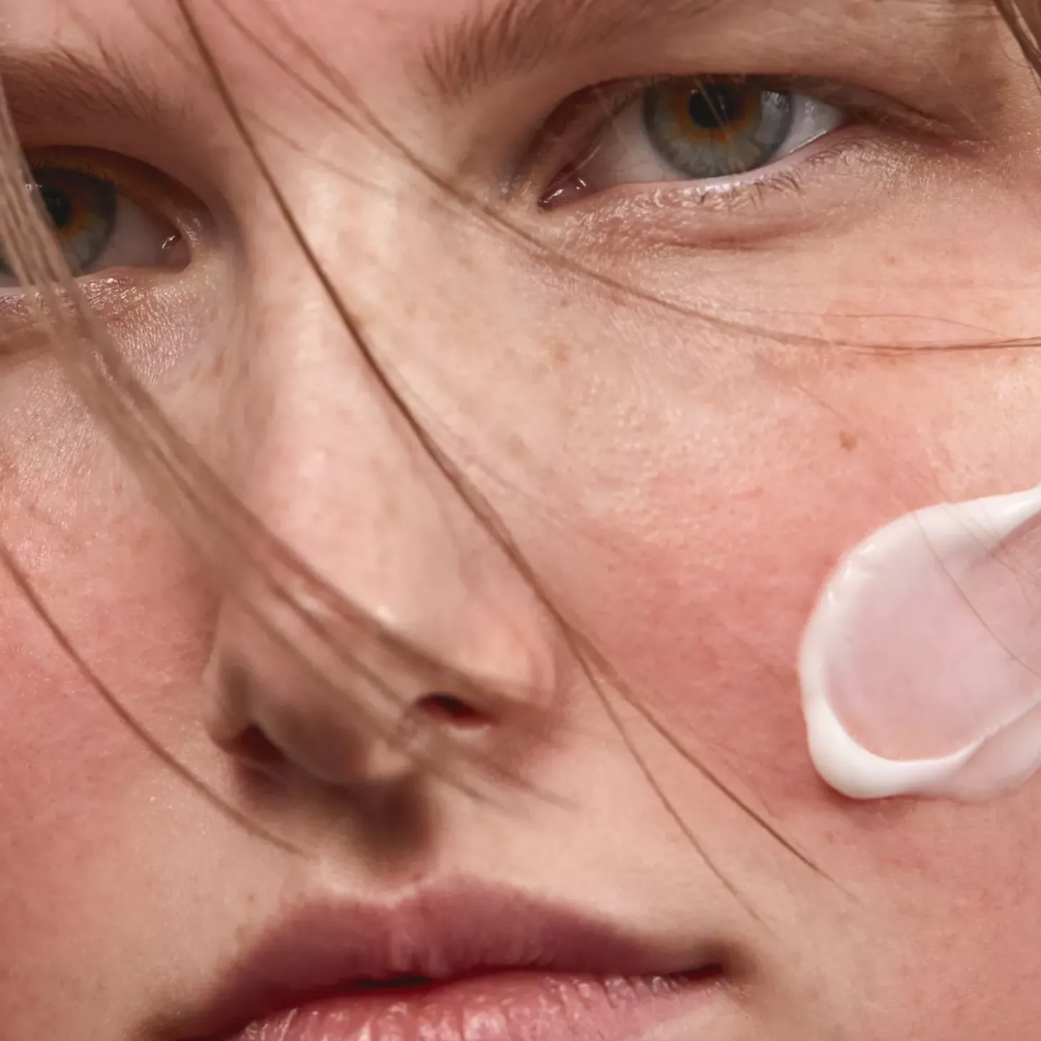 Crème de jour hydratante pour peaux sensibles – Sans parfum – Gamme sos+ – Mádara