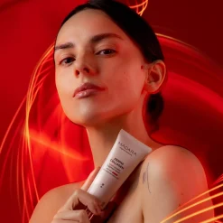 Crème de nuit raffermissante aux peptides – Hydratation & élasticité